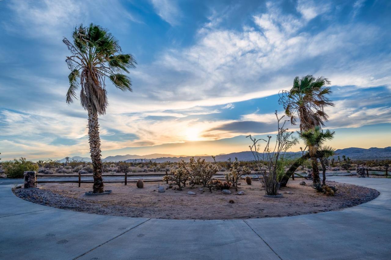 The Stargaze In Joshua Tree - Pool, Hot Tub, Views Villa Esterno foto